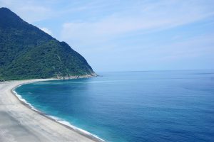 【東部免費玩水景點】崇德沙灘